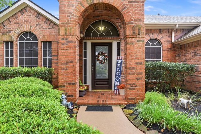 10019 Red Mesa Drive, Houston, TX 77095