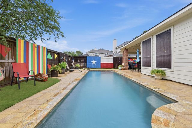 10019 Red Mesa Drive, Houston, TX 77095