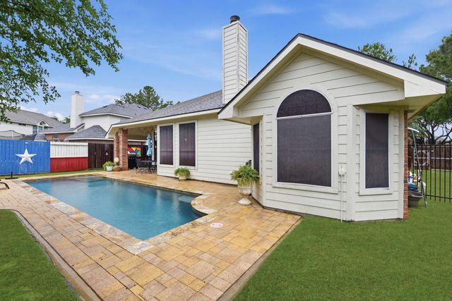 10019 Red Mesa Drive, Houston, TX 77095