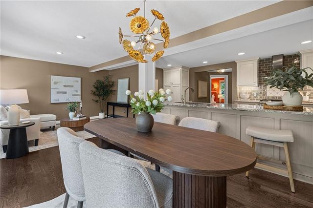 7309 Canterbury Street, Prairie Village, KS 66208