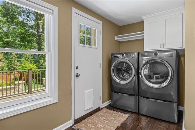 7309 Canterbury Street, Prairie Village, KS 66208