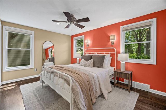 7309 Canterbury Street, Prairie Village, KS 66208