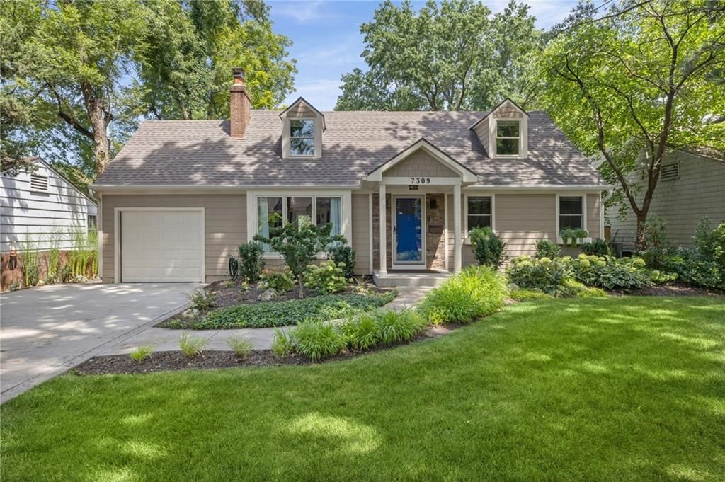 7309 Canterbury Street, Prairie Village, KS 66208