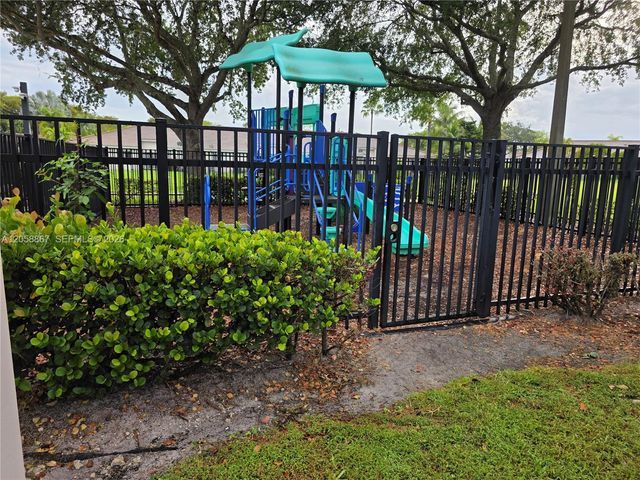 11273 SW 18th Ct, Miramar, FL 33025