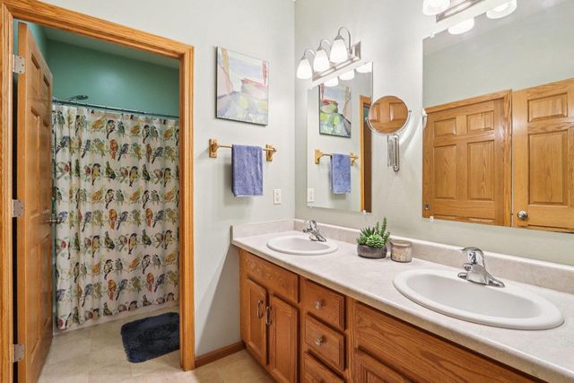 113 Jennifer Circle, Mount Horeb, WI 53572