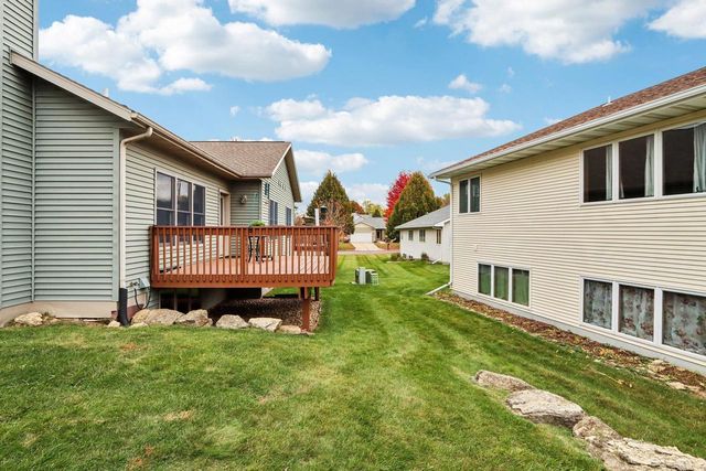 113 Jennifer Circle, Mount Horeb, WI 53572
