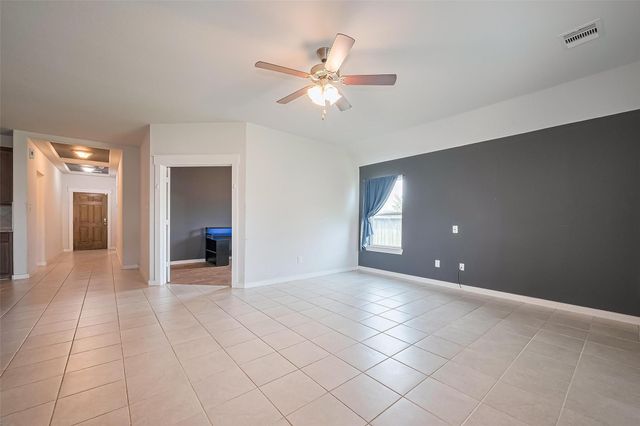 16342 Rockdale Landing Drive, Hockley, TX 77447