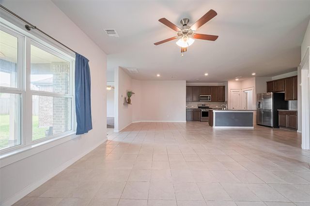 16342 Rockdale Landing Drive, Hockley, TX 77447