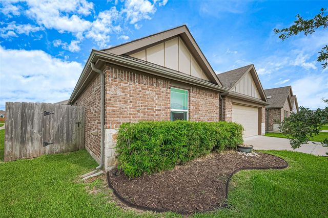 16342 Rockdale Landing Drive, Hockley, TX 77447