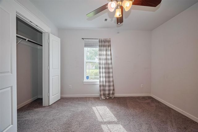 16342 Rockdale Landing Drive, Hockley, TX 77447