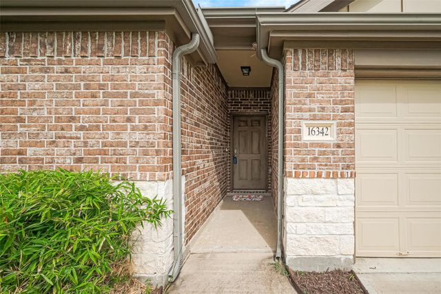 16342 Rockdale Landing Drive, Hockley, TX 77447