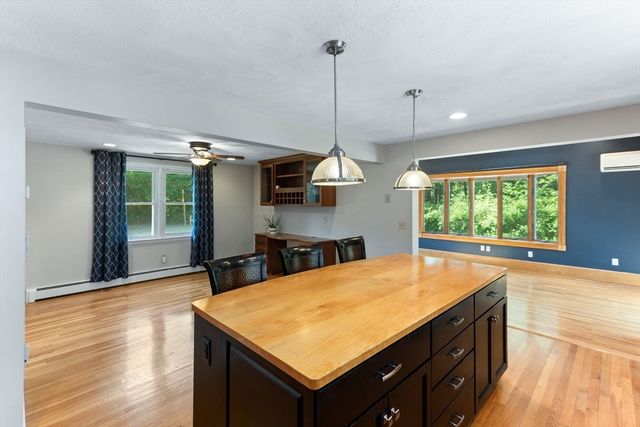 10 Kingsley Rd, Easton, MA 02356