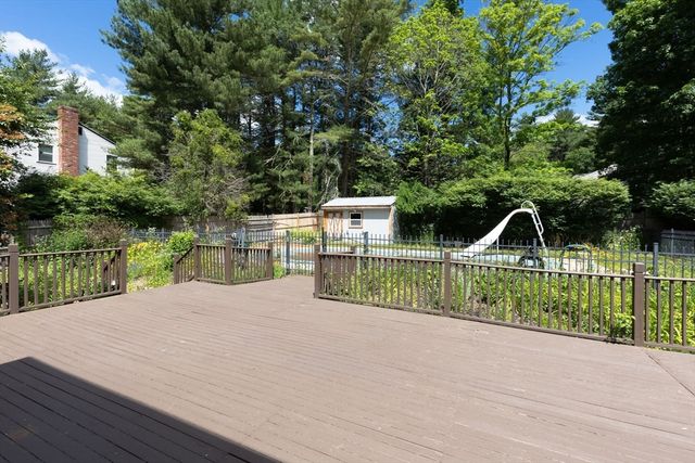 10 Kingsley Rd, Easton, MA 02356