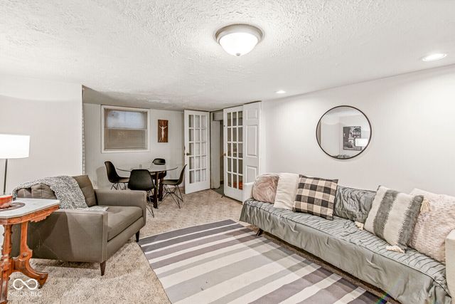 6051 Carrollton Avenue, Indianapolis, IN 46220