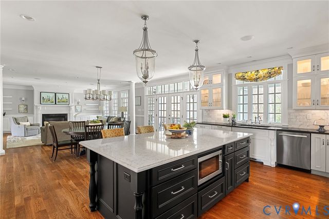 8000 Toms Dr, Mechanicsville, VA 23116