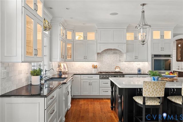 8000 Toms Dr, Mechanicsville, VA 23116