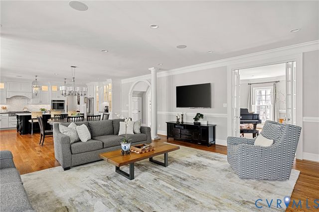 8000 Toms Dr, Mechanicsville, VA 23116