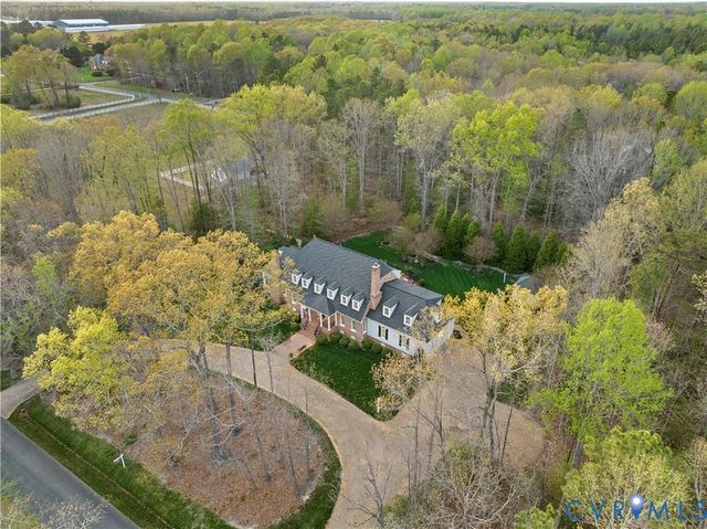 8000 Toms Dr, Mechanicsville, VA 23116