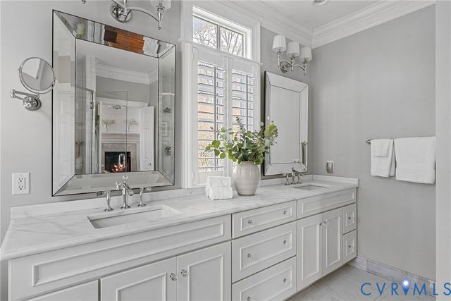 8000 Toms Dr, Mechanicsville, VA 23116
