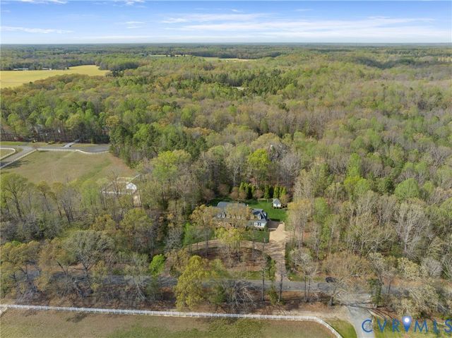 8000 Toms Dr, Mechanicsville, VA 23116