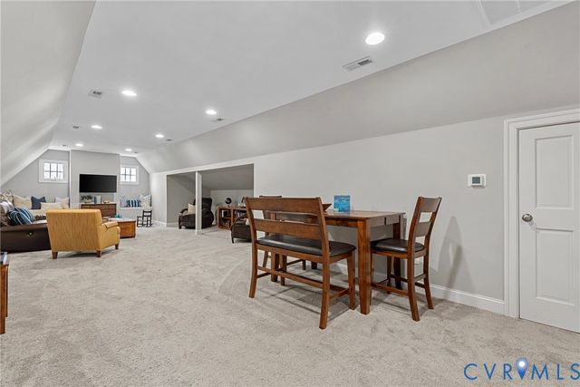 8000 Toms Dr, Mechanicsville, VA 23116