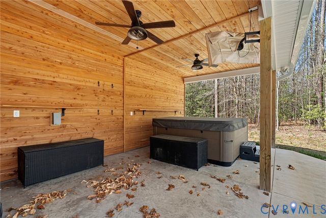 8000 Toms Dr, Mechanicsville, VA 23116