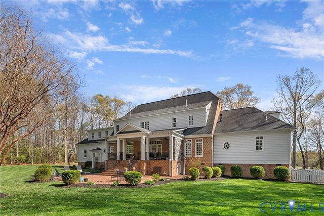 8000 Toms Dr, Mechanicsville, VA 23116