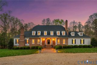 8000 Toms Dr, Mechanicsville, VA 23116