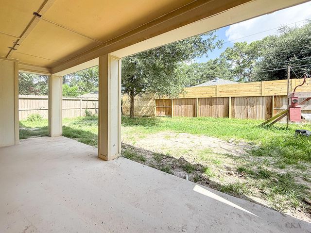 10422 Timberoak Drive, Houston, TX 77043