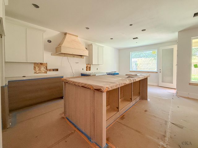 10422 Timberoak Drive, Houston, TX 77043