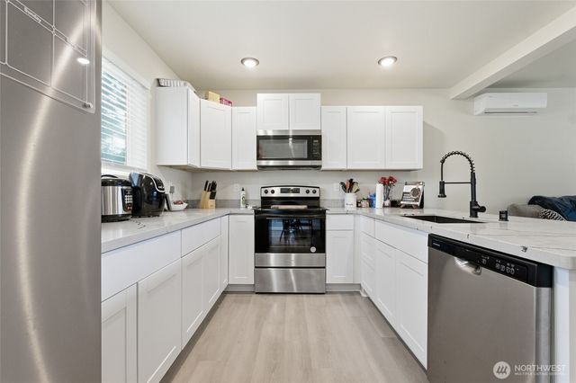 6214 Knoble Road E, Spanaway, WA 98387