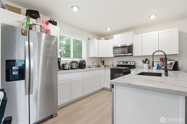 6214 Knoble Road E, Spanaway, WA 98387