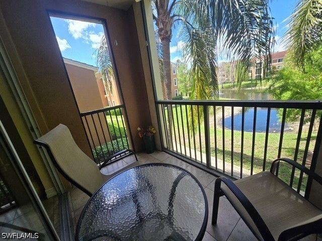 1210 Reserve WAY 204, Naples, FL 34105