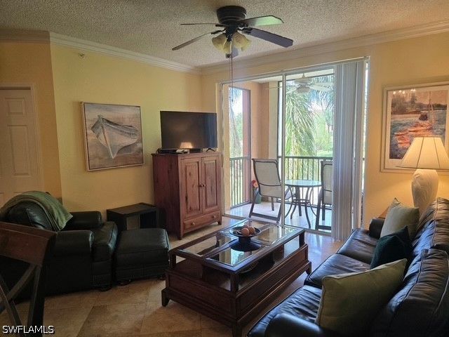 1210 Reserve WAY 204, Naples, FL 34105