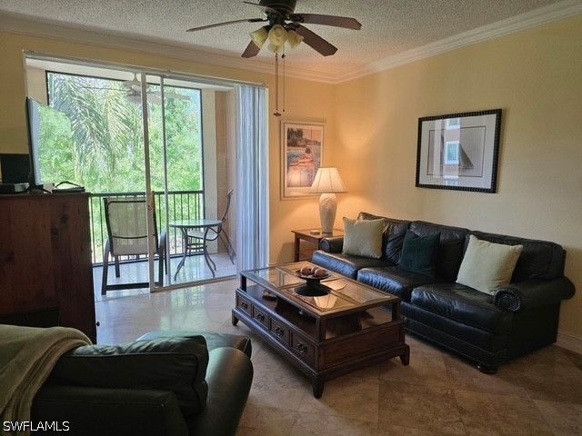 1210 Reserve WAY 204, Naples, FL 34105