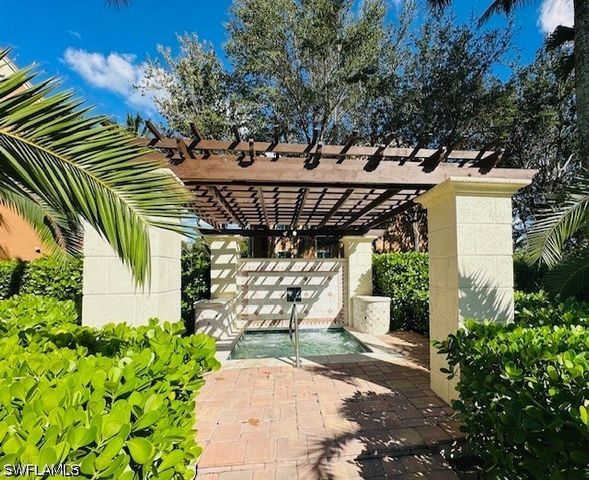 1210 Reserve WAY 204, Naples, FL 34105