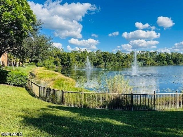 1210 Reserve WAY 204, Naples, FL 34105