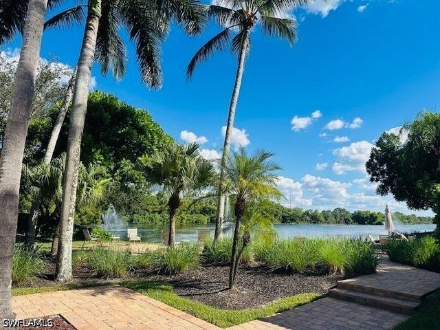 1210 Reserve WAY 204, Naples, FL 34105