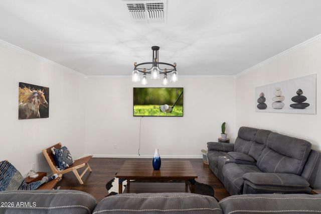 4017 W ANGELA Drive, Glendale, AZ 85308