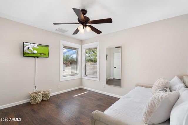 4017 W ANGELA Drive, Glendale, AZ 85308