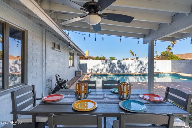 4017 W ANGELA Drive, Glendale, AZ 85308