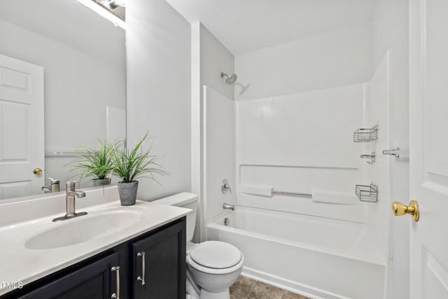 8610 Neuse Landing Lane 103, Raleigh, NC 27616