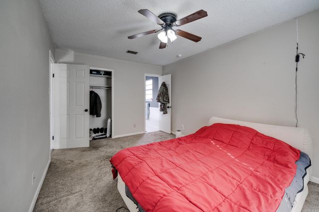 16 Glenbrook Place, Sherwood, AR 72120