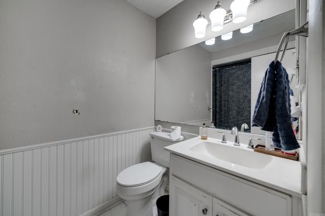 16 Glenbrook Place, Sherwood, AR 72120