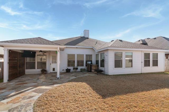 820 Forest Heights Drive, Fort Worth, TX 76036