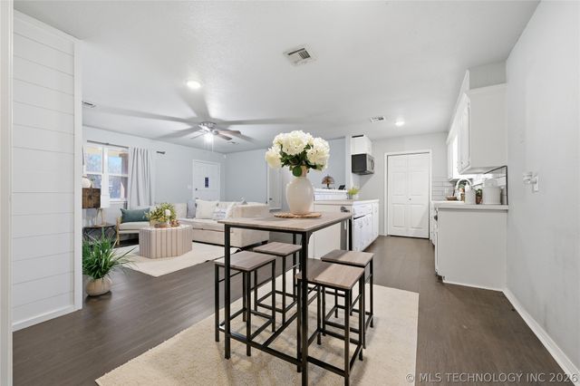 1366 Case, Sulphur, OK 73086