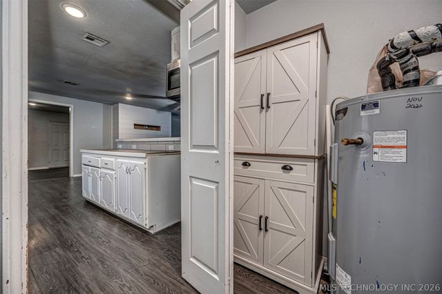 1366 Case, Sulphur, OK 73086