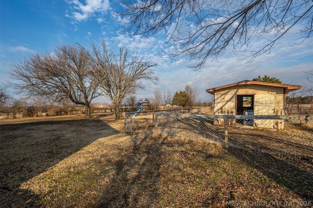 1366 Case, Sulphur, OK 73086