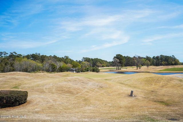7068 Bloomsbury Court SW, Ocean Isle Beach, NC 28469