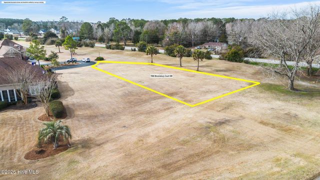 7068 Bloomsbury Court SW, Ocean Isle Beach, NC 28469